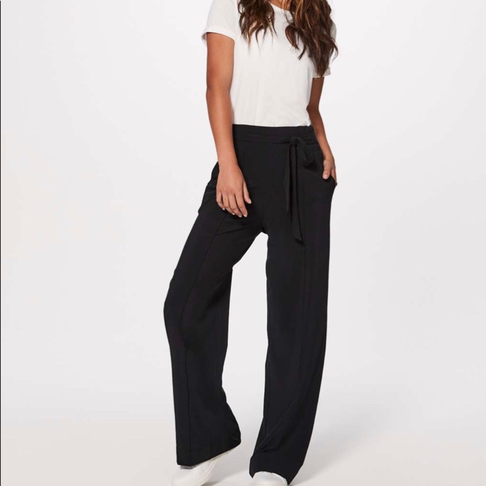 Lululemon NWT Noir pant